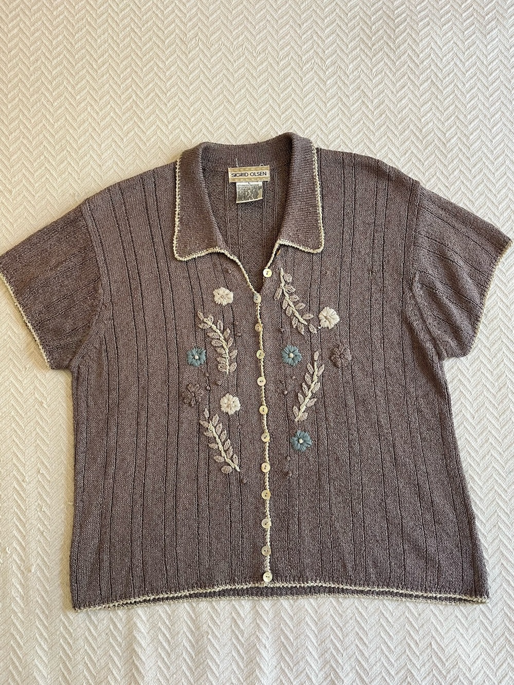 Vintage Flower Embroidered Top